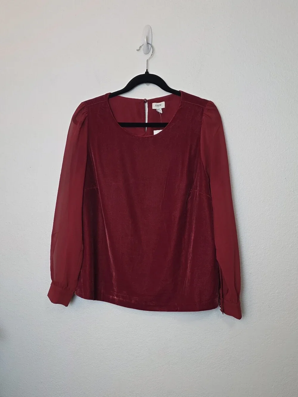 🚨NEW J CREW Velvet Puff-Sleeve Top Size 8 Holiday Festive Dressy Holiday 2025